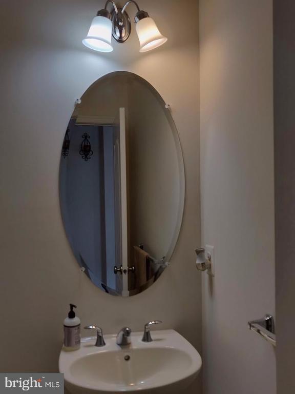 Foto del edificio - 42891 Edgegrove Heights Terrace