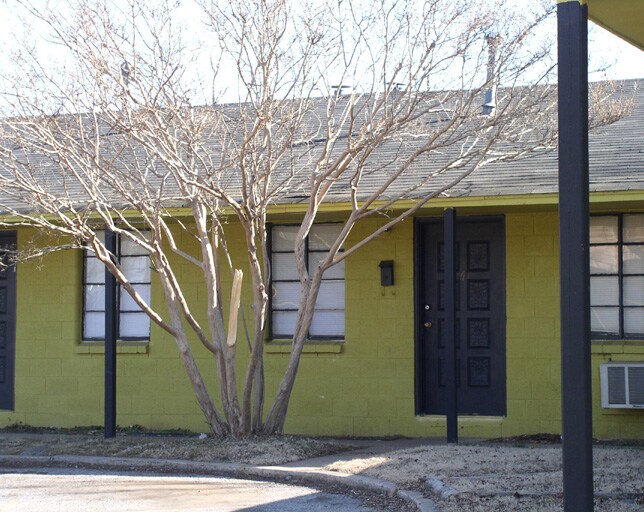 Foto del edificio - Brown Apartments