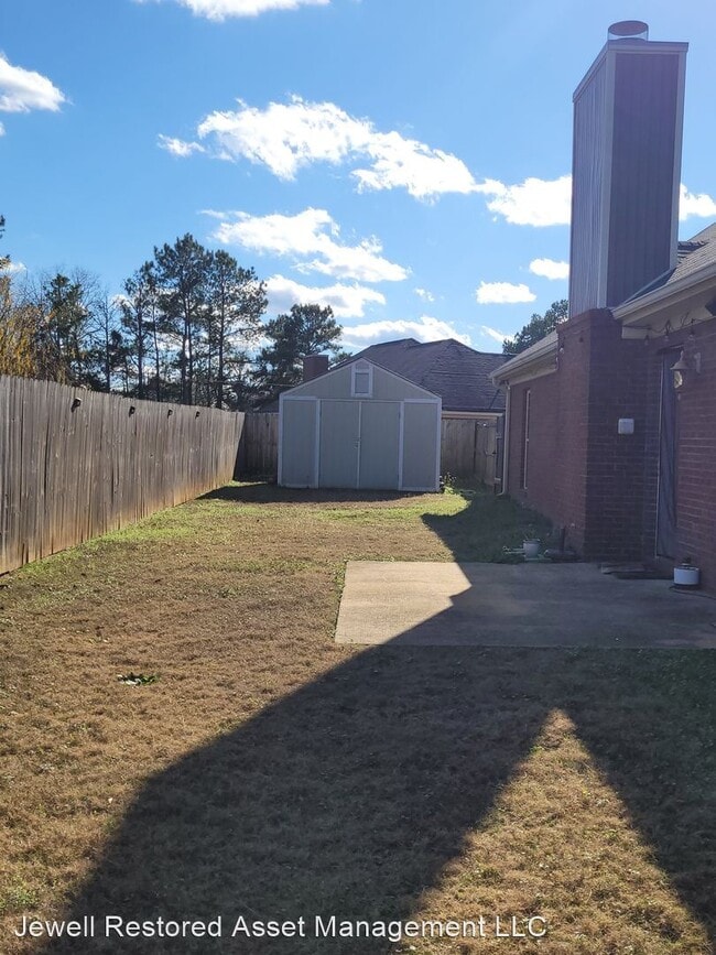 Building Photo - 4 br, 2 bath House - 8 Ridgebrook Drive