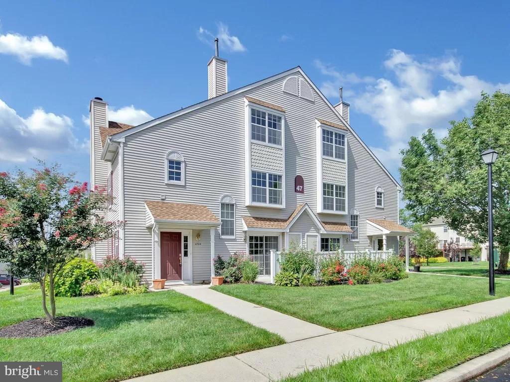 Foto principal - 4704 Aberdeen Ln