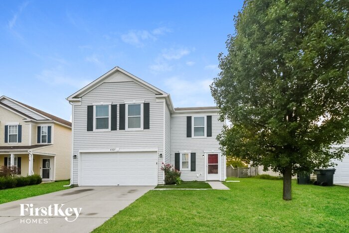 Primary Photo - 8365 S Firefly Dr