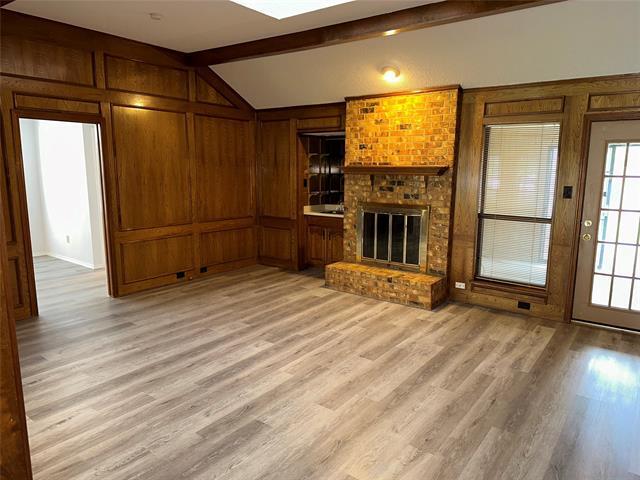 Building Photo - 2104 Springwood