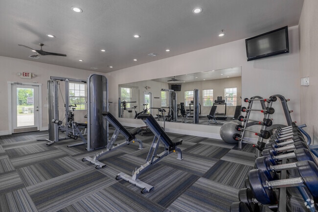Fitness Center - Pines at Southridge