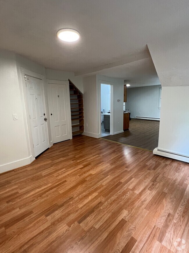 Apartments For Rent in Springfield, VT with Washer & Dryer 1 Rentals