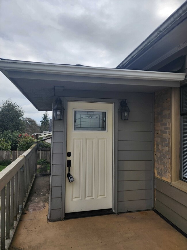 Photo - 304 NE 50th St Townhome