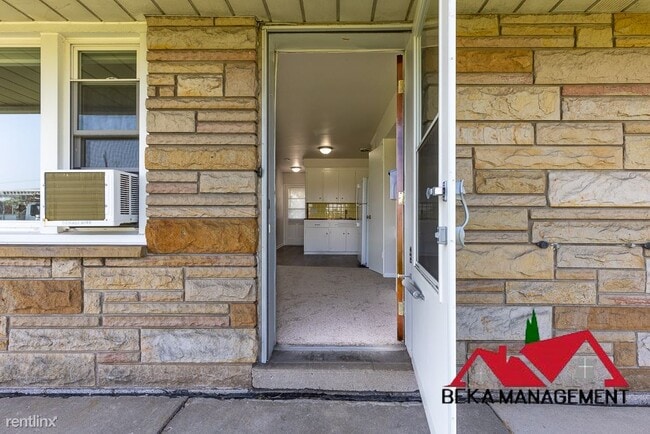 Building Photo - 1 br, 1 bath House - 12523 Pennsylvania Rd...