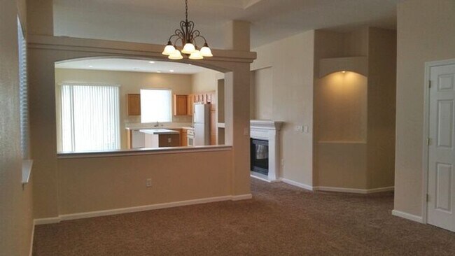 Building Photo - For Rent in The Springs, Minden NV