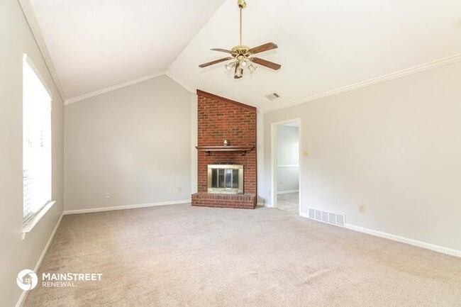 Building Photo - 3763 Schanna Dr, Memphis, TN 38135