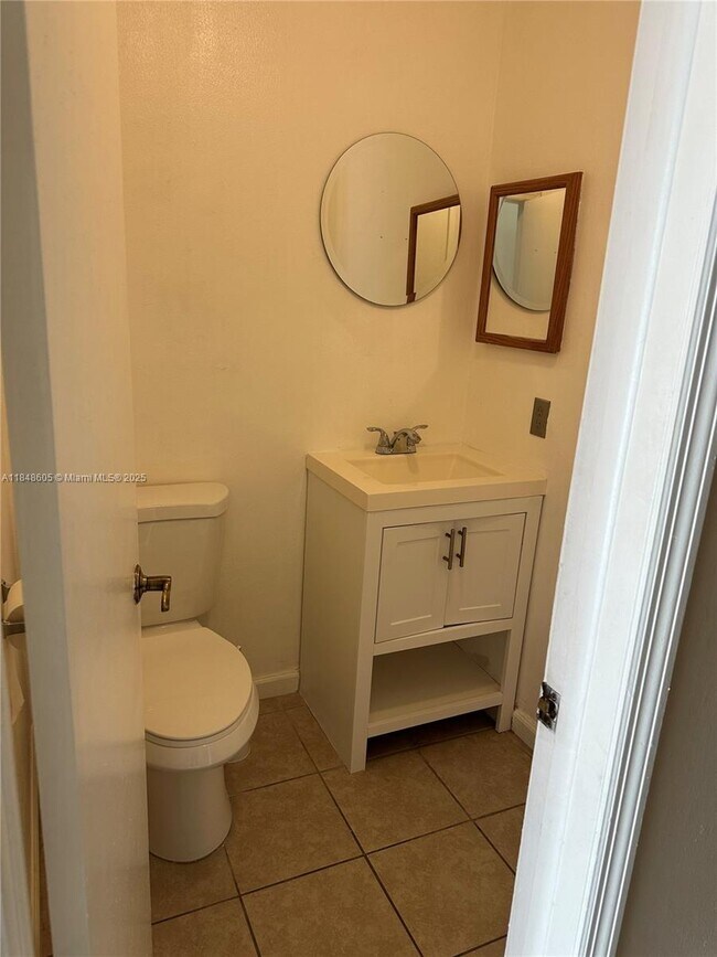 Foto del edificio - 1211 Sandpiper Blvd