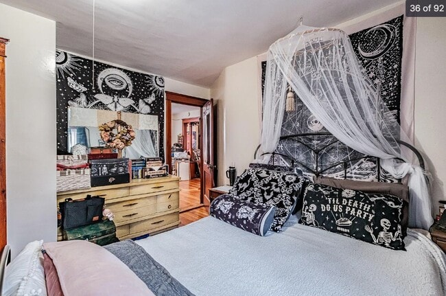 Bedroom 1 - 163 Bridge St
