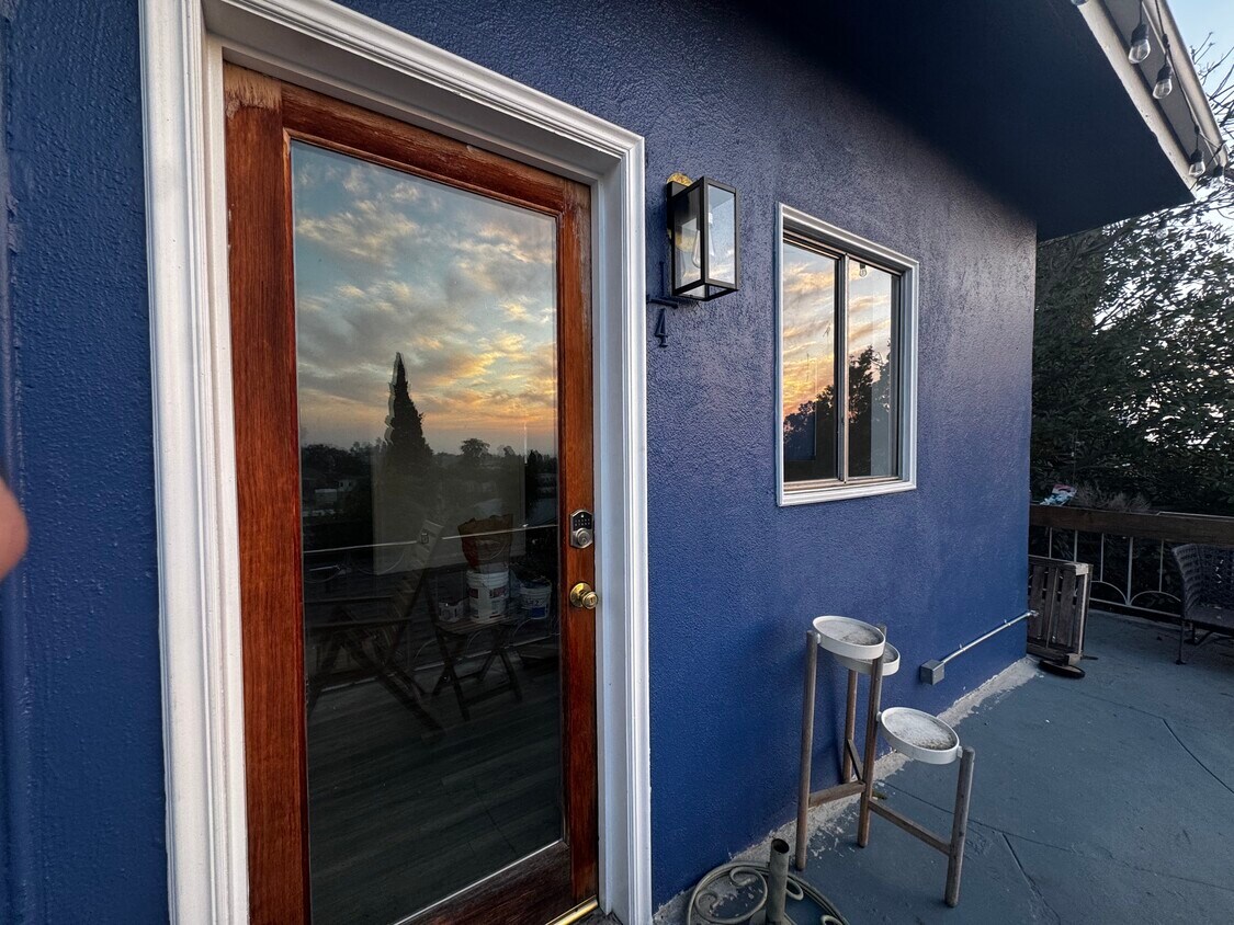 Foto principal - 1461 Carroll Ave