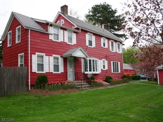 Primary Photo - 616 Grove St
