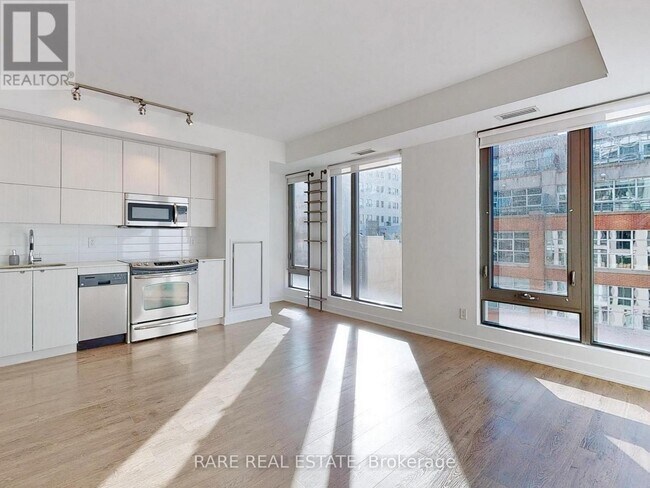 Photo du bâtiment - 32 Camden St