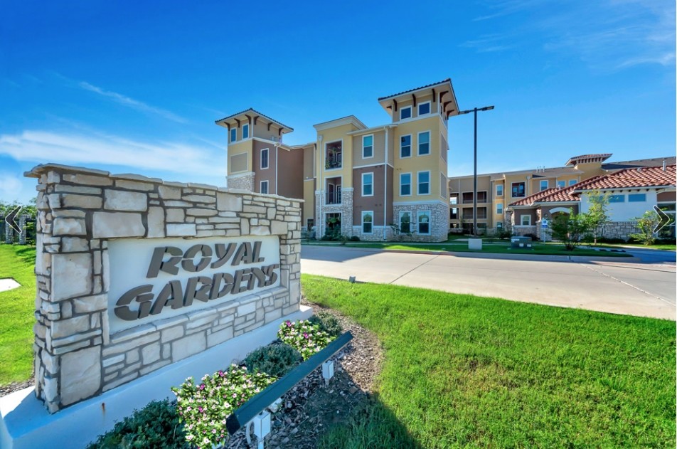 Primary Photo - Royal Gardens Mineral Wells