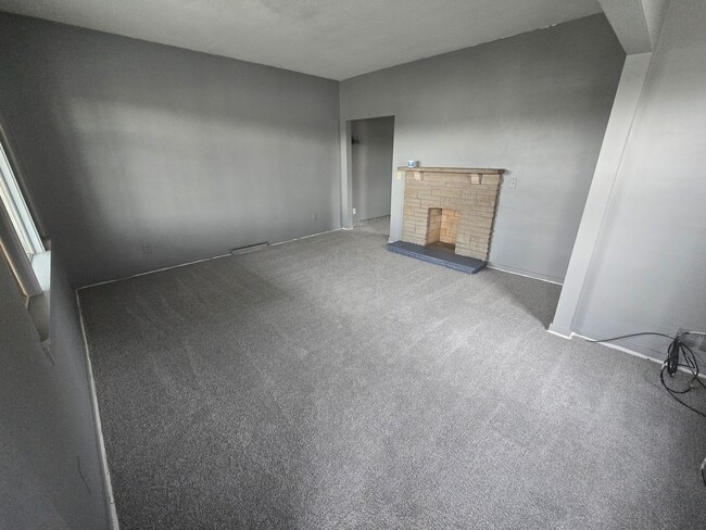 Building Photo - 515 Indiana Ave