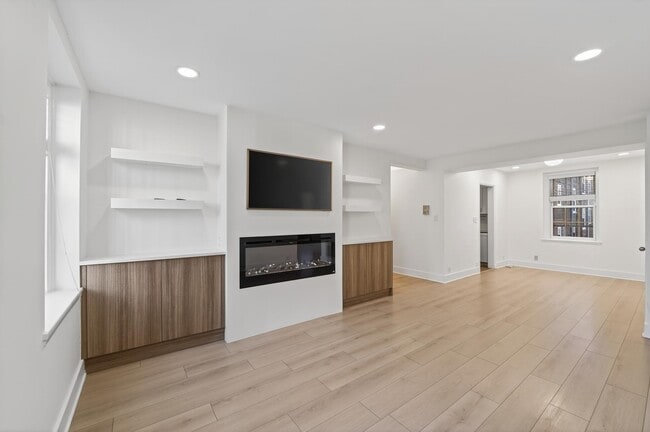Building Photo - 3450 39th St NW