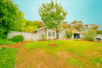 Building Photo - 1029 Silver Stallion Dr