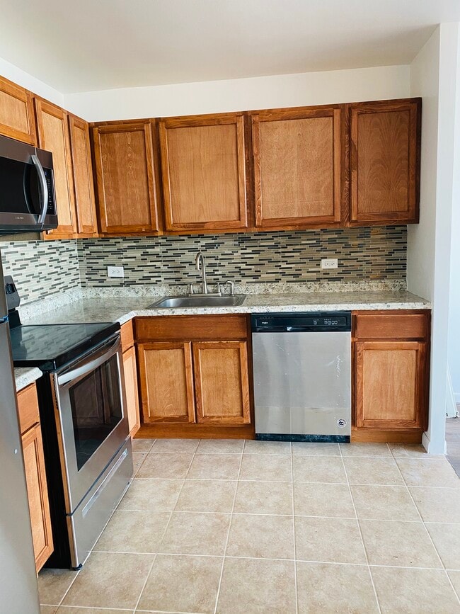 Foto del edificio - 5445 N Sheridan Rd