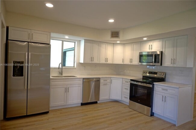 Foto del edificio - 971 Fulton Ln NE