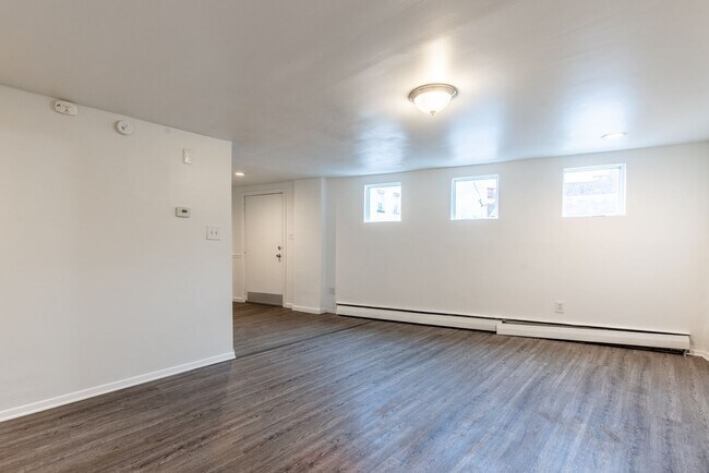 Foto del edificio - 2233 Arlington Ave