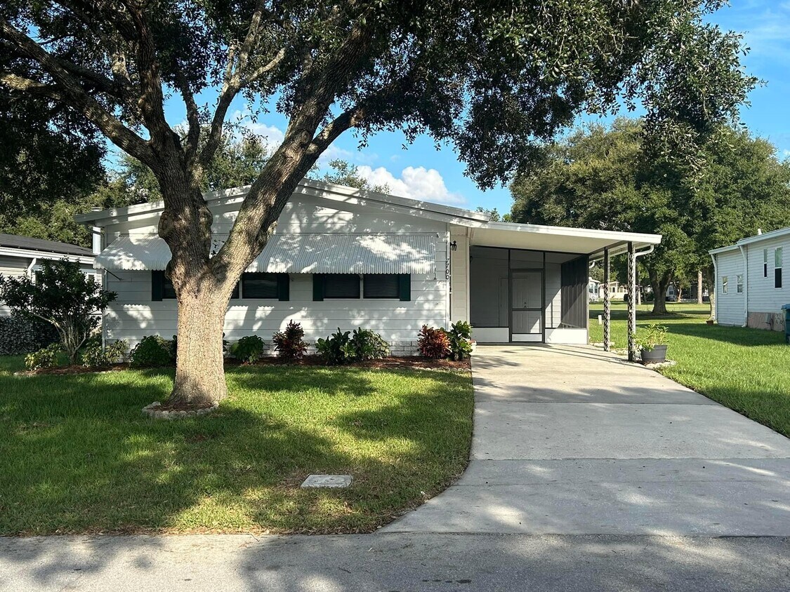 7700 Dinsmore St, Brooksville, FL 34613 House Rental in Brooksville