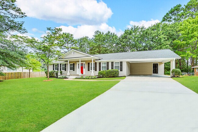 Building Photo - 2045 Blackwell Rd