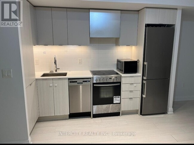 Building Photo - 26 Gibbs Rd