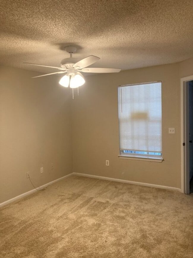 Building Photo - 2-Bedroom, 2-Bath Condo at Park Central – ...