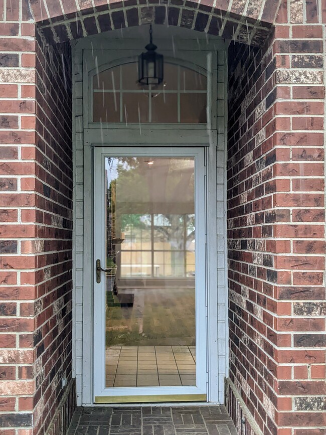 Front door - 204 Cripple Creek Rd