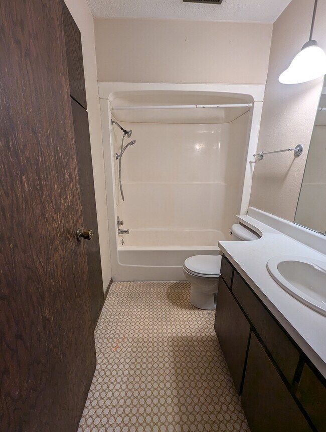 Bathroom - 729 11th Ave