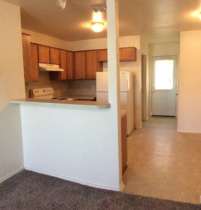 Foto del edificio - Spacious townhome in 76542 only $895