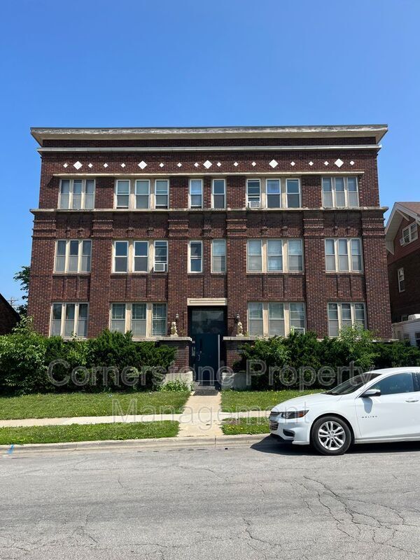 Foto principal - 910 2nd Ave N