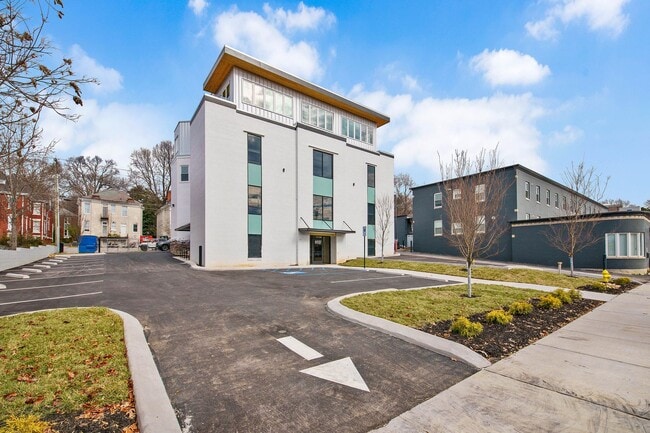 Building Photo - Eight59 Flats