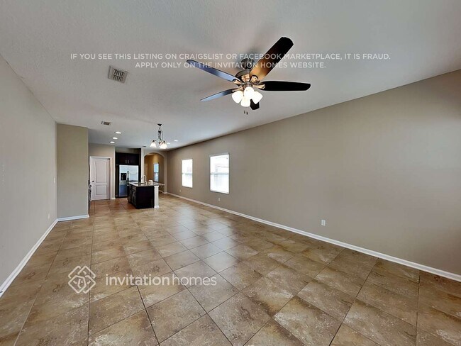 Foto del edificio - 577 Drysdale Dr