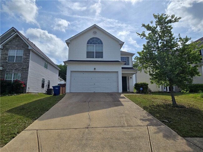 Building Photo - 5636 One Lake Way