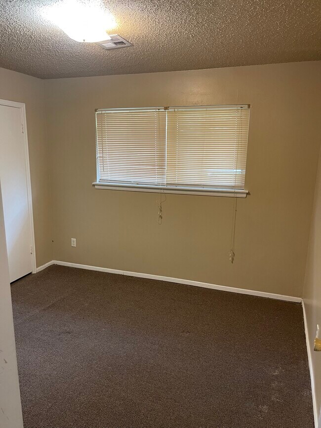 5818 NW 33rd St, Oklahoma City, OK 73122 House Rental in Oklahoma