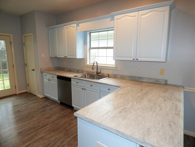 Foto del edificio - 9014 Brookline Ln