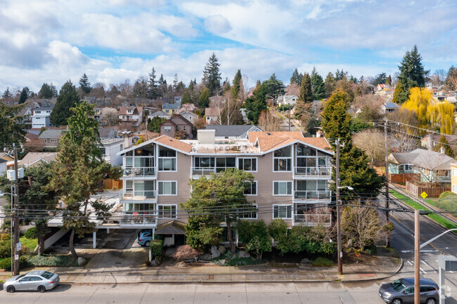 Building Photo - Hawthorne House Apartments