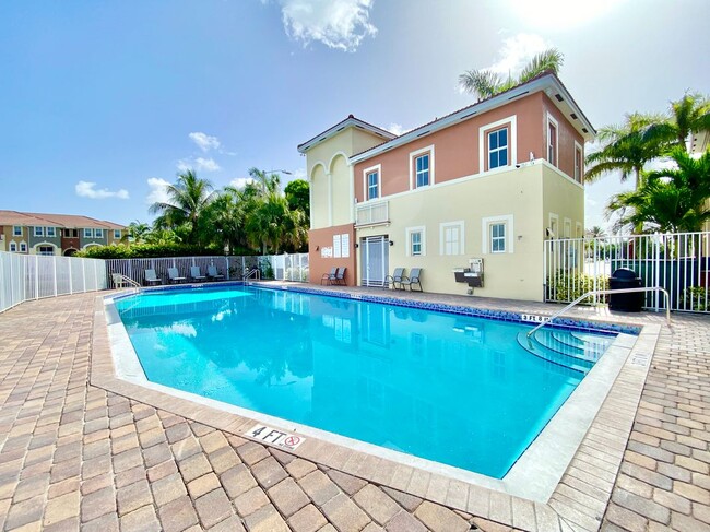 Foto del edificio - 8899 NW 107th Ct