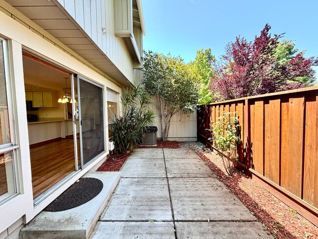 Building Photo - Cupertino- Beautifully updated townhome wi...