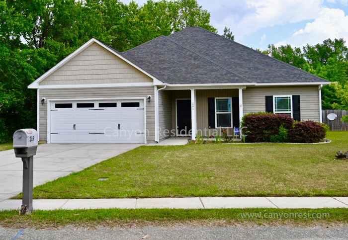 Foto principal - 289 Hogart St