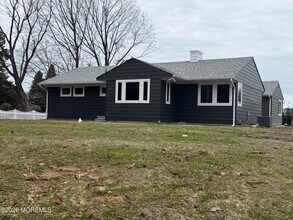 Building Photo - 474 Monmouth Rd