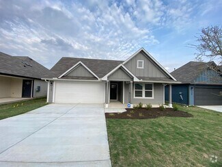 Building Photo - 123 Sweetwater Crk Ln
