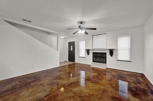 Foto del edificio - Townhome for Lease!