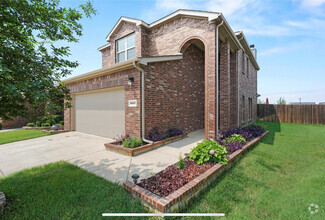 Building Photo - 8937 Tenderfoot Ln