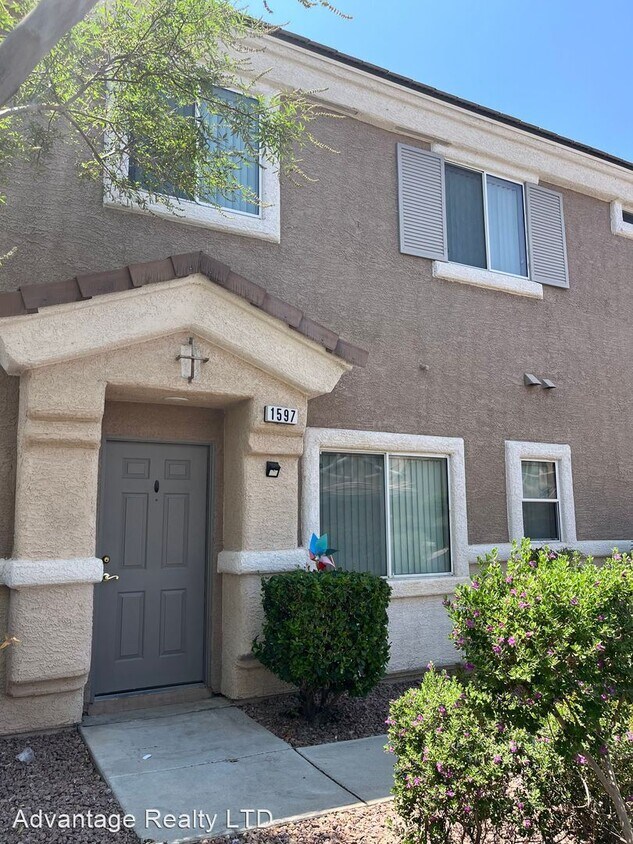 Foto del edificio - 3 br, 2.5 bath House - 1597 Ward Frontier ...