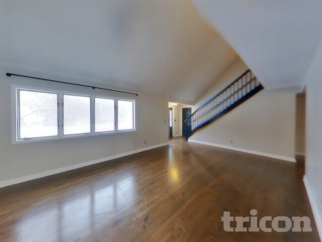 Foto del edificio - 13645 Timber Crest Dr