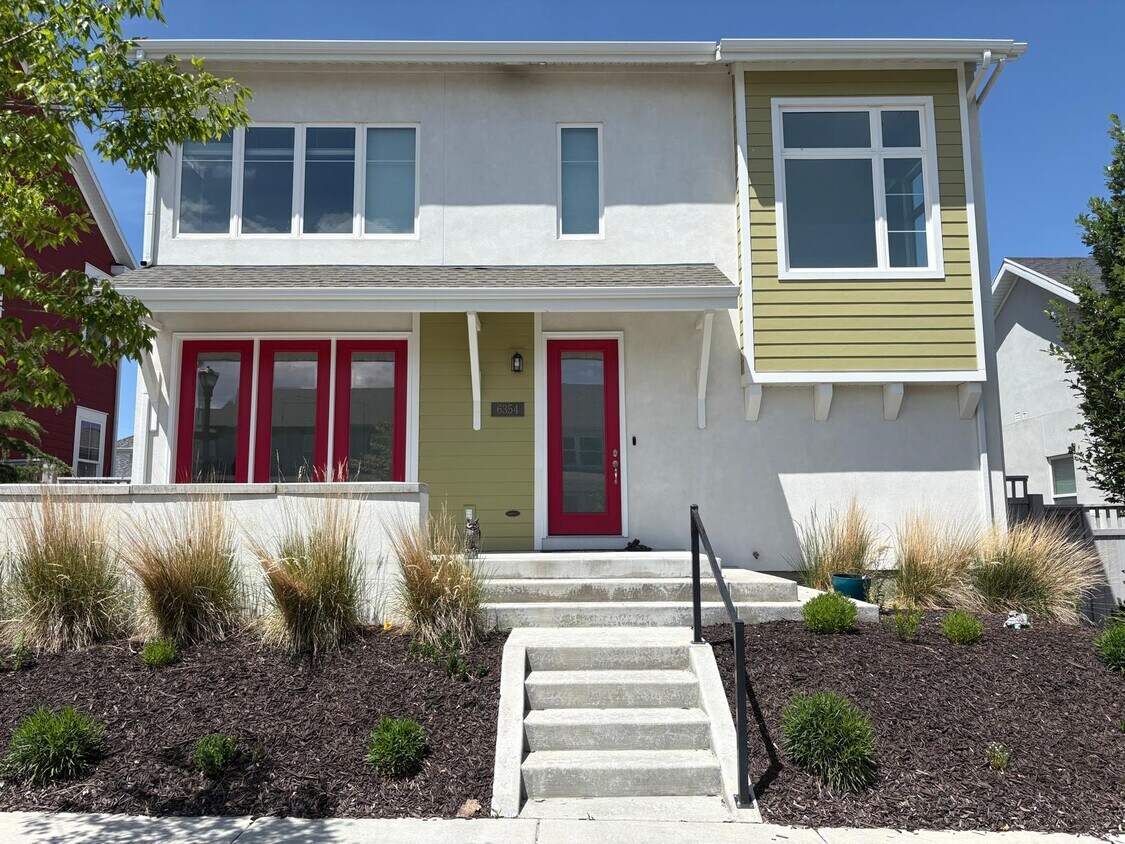 Foto principal - 6354 Upland View Dr