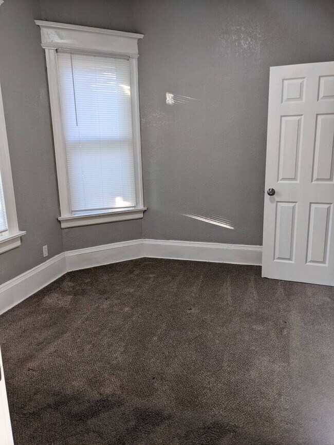 Foto del edificio - 2954 N 18th St