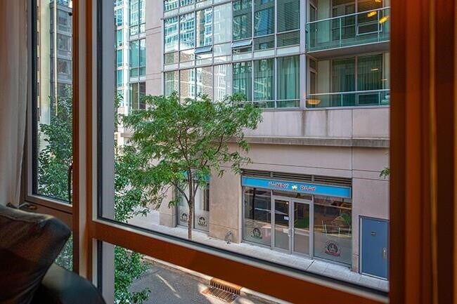 Foto del edificio - 2 Shore Ln